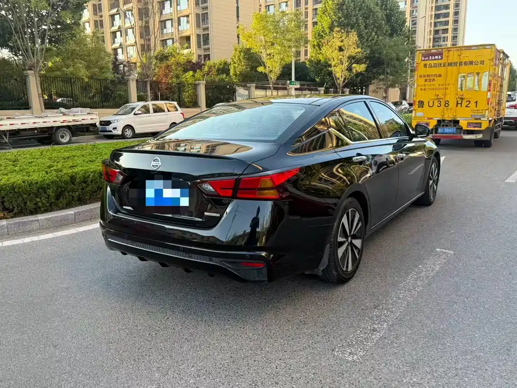 Nissan Teana — миниатюра 3