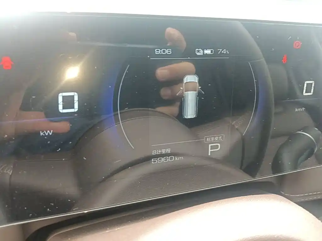 Wuling Xingguang 730 New Energy — миниатюра 12