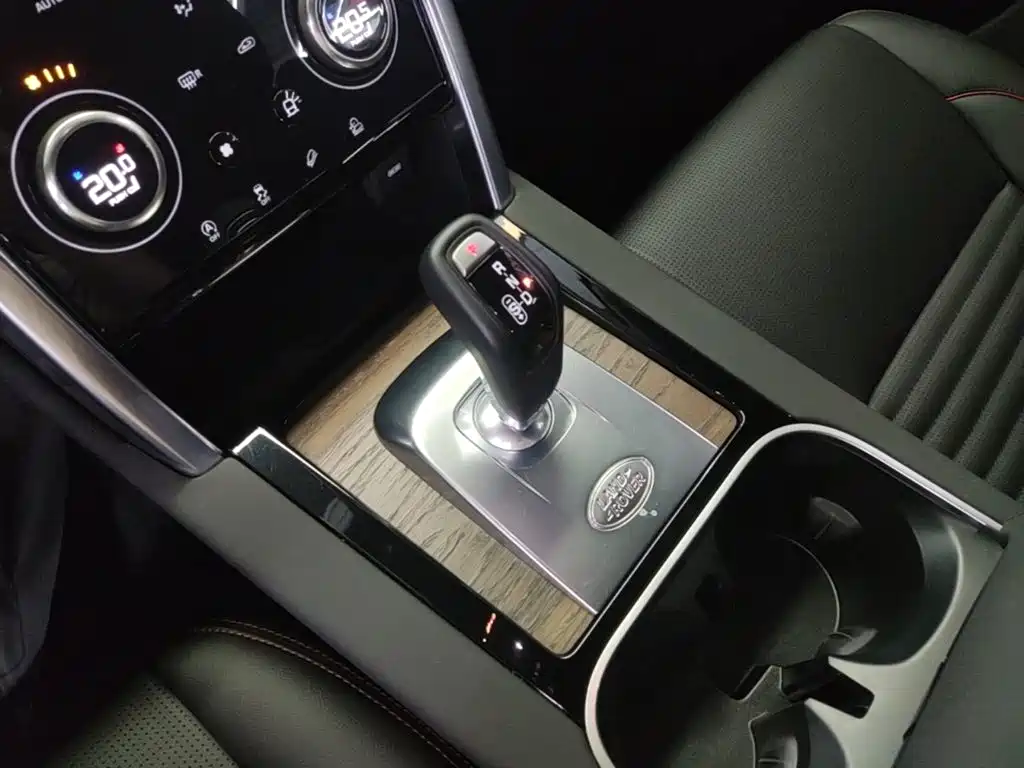 Land Rover Discovery Sport — миниатюра 14