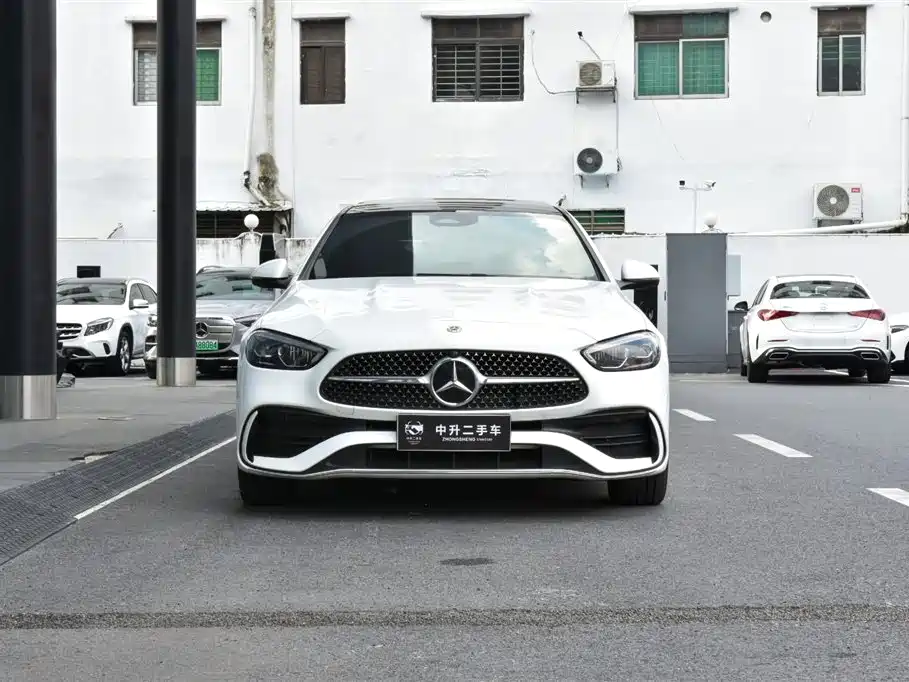 Mercedes-Benz C-Class — миниатюра 2