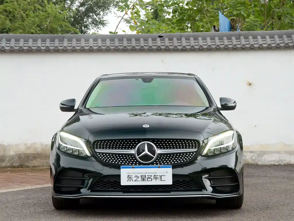 Mercedes-Benz C-Class — миниатюра 2