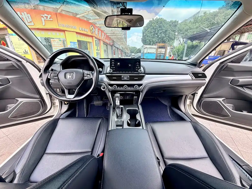 Honda Accord — миниатюра 5