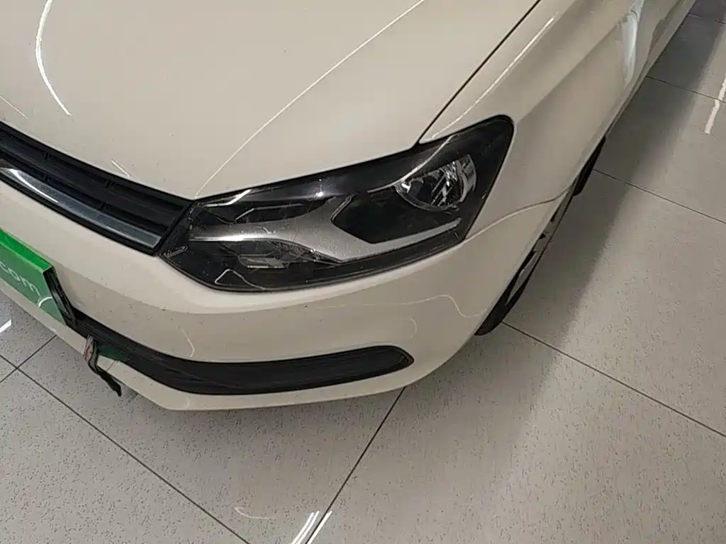 Volkswagen Polo — миниатюра 24