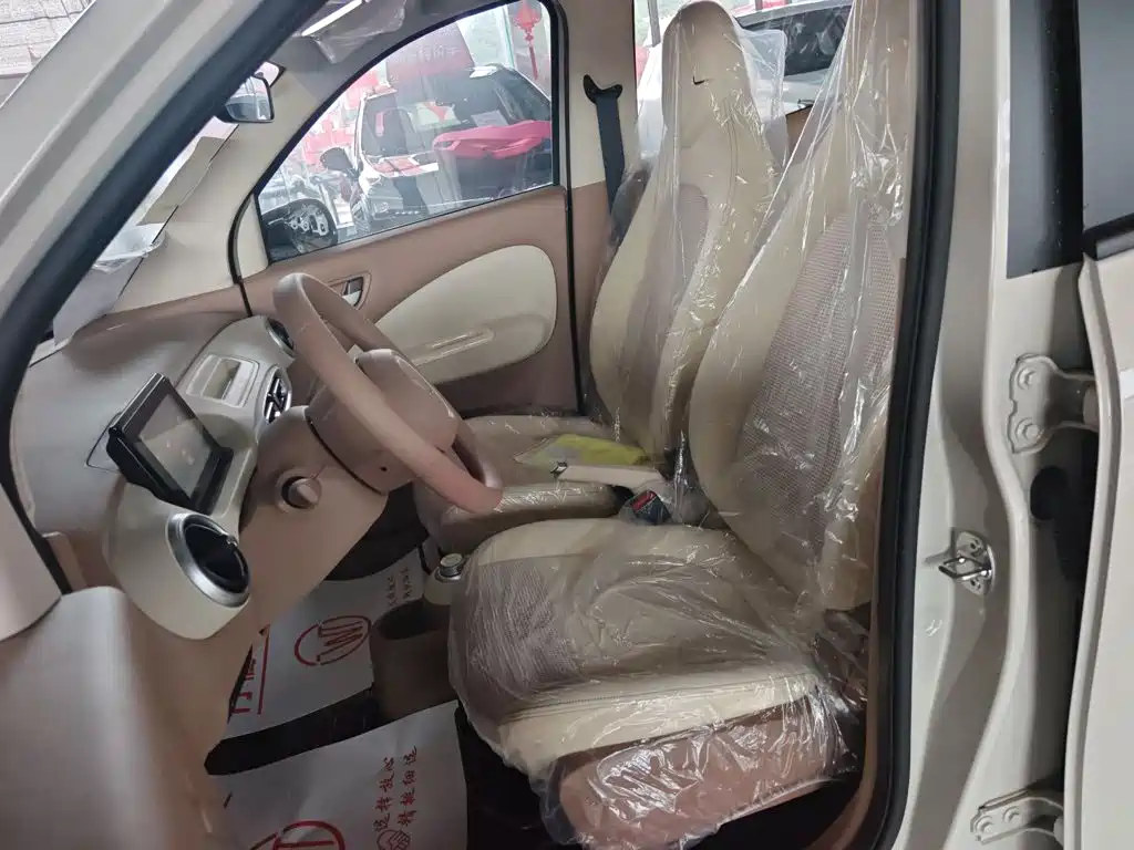 Wuling MINIEV — миниатюра 17