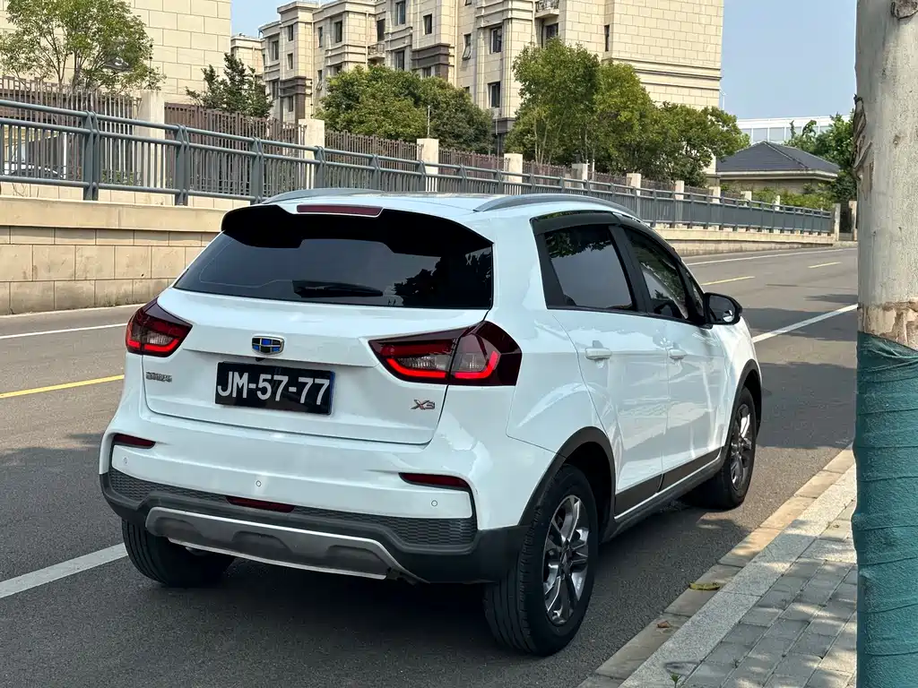 Geely Vision X3 1.5L CVT Premium Type, фото 11