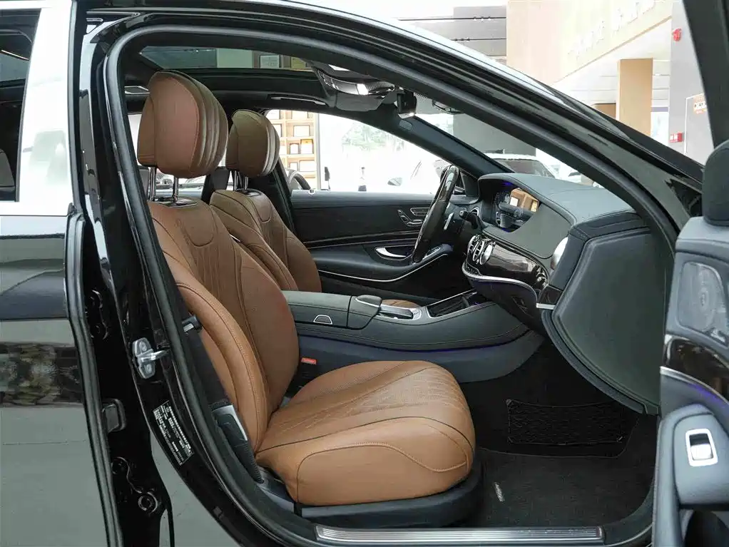 Mercedes-Benz S-Class — миниатюра 12