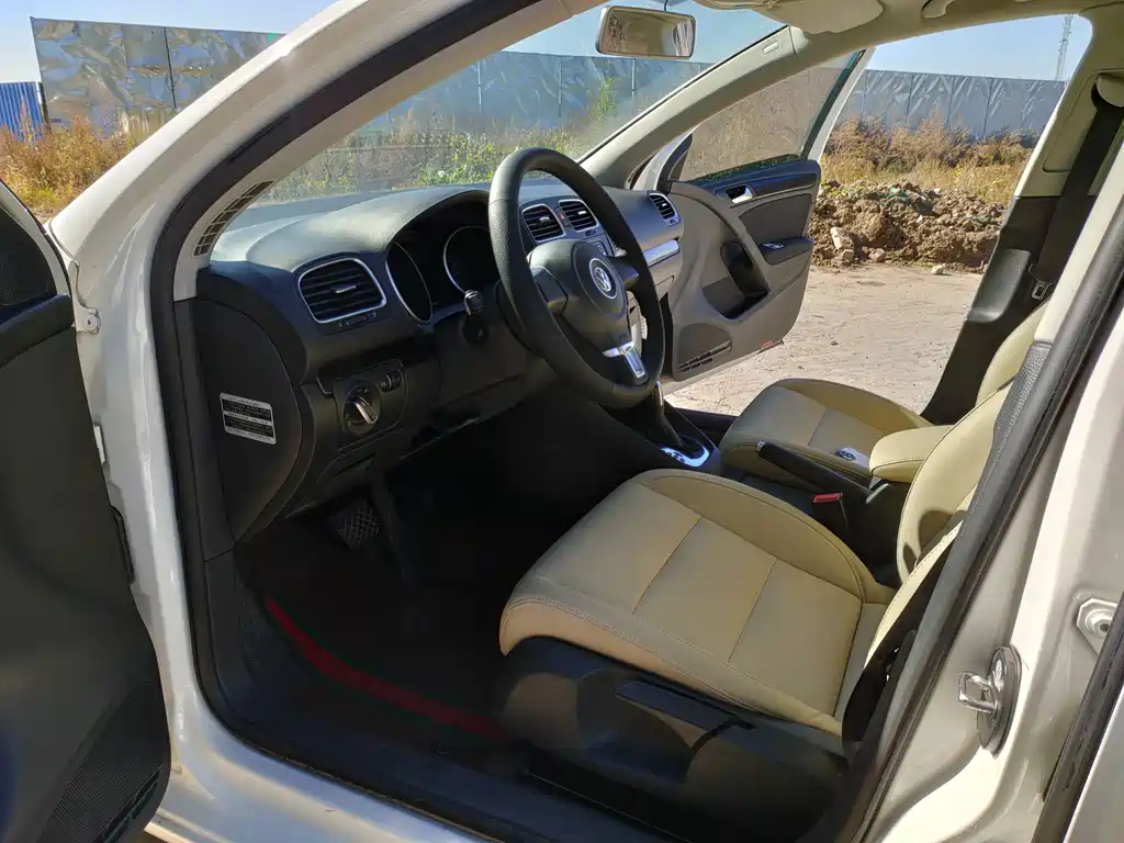 Volkswagen Golf — миниатюра 15