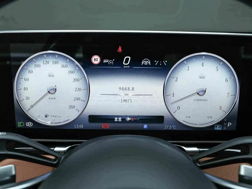 Mercedes-Benz S-Class — миниатюра 8