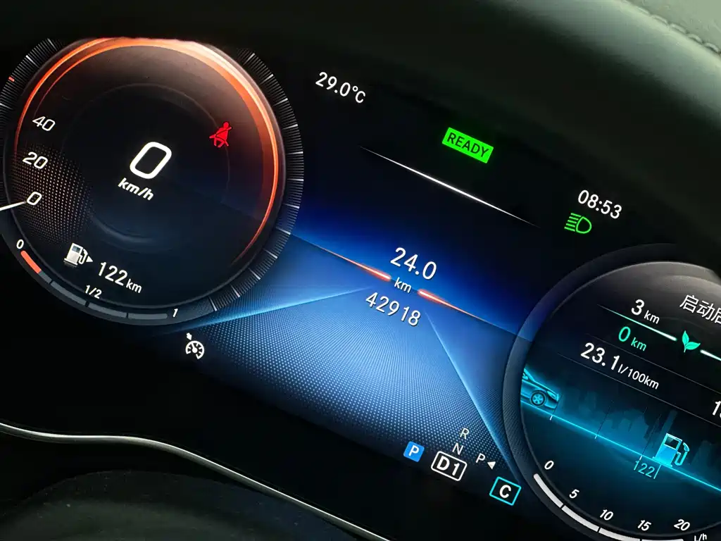 Mercedes-Benz C-Class — миниатюра 16