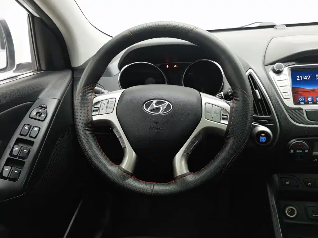 Hyundai ix35 — миниатюра 11