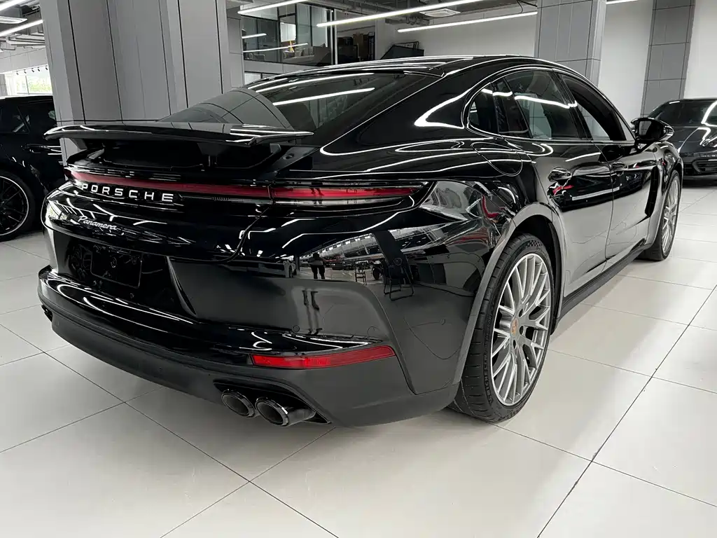 Porsche Panamera — миниатюра 21