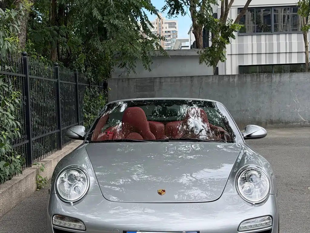 Porsche 911 2010 Carrera 4 Cabriolet 3.6L