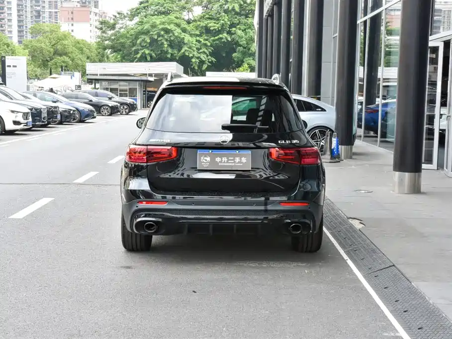 Mercedes-Benz GLB AMG — миниатюра 8