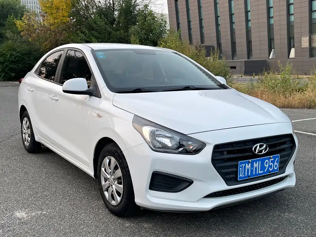 Hyundai Verna — миниатюра 3