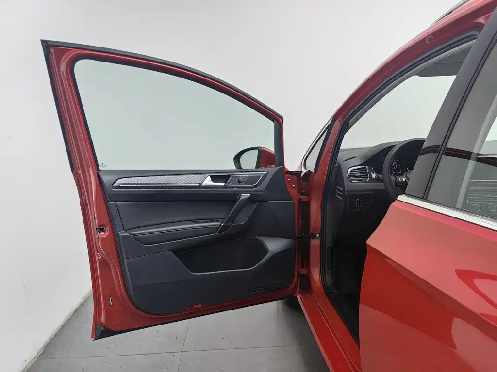 Volkswagen Golf Sportsvan — миниатюра 8