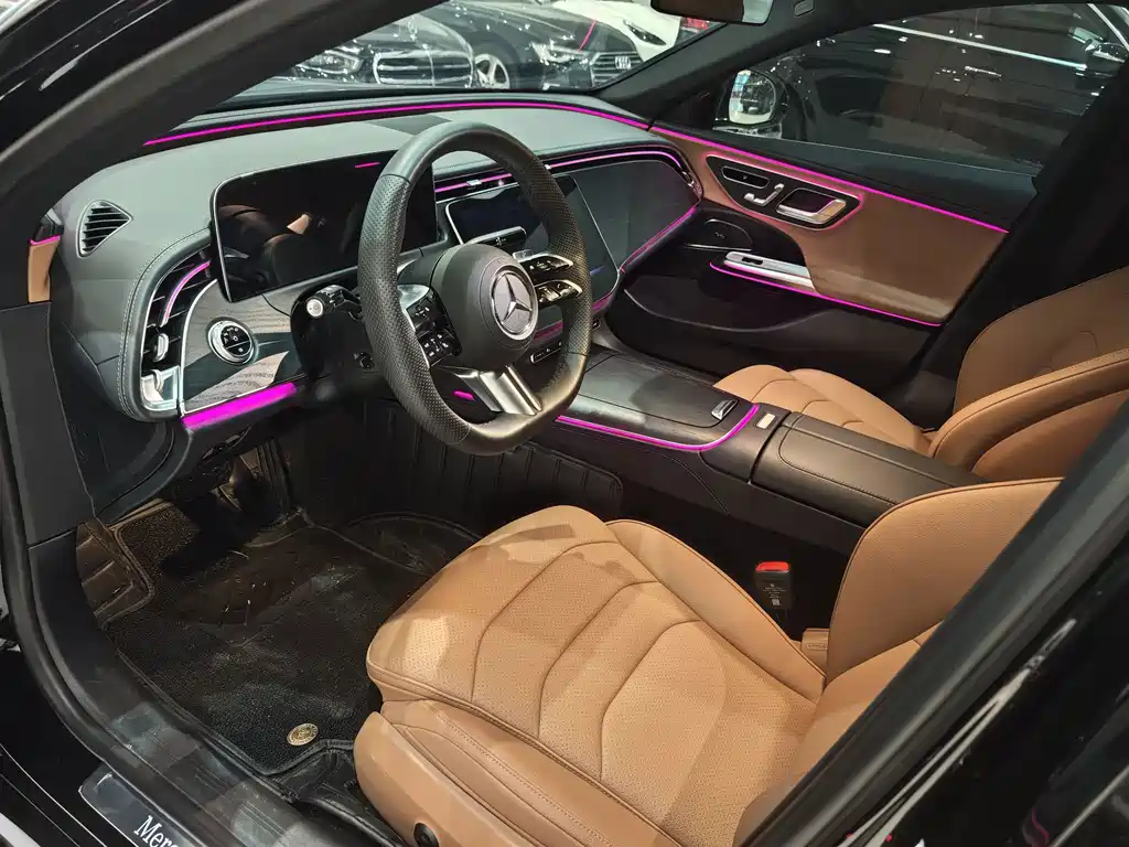 Mercedes-Benz E-Class — миниатюра 5