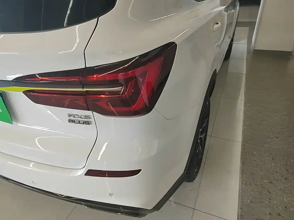 Roewe RX5 — миниатюра 8