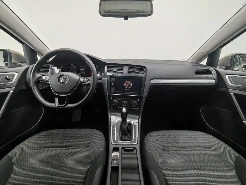 Volkswagen Golf — миниатюра 5