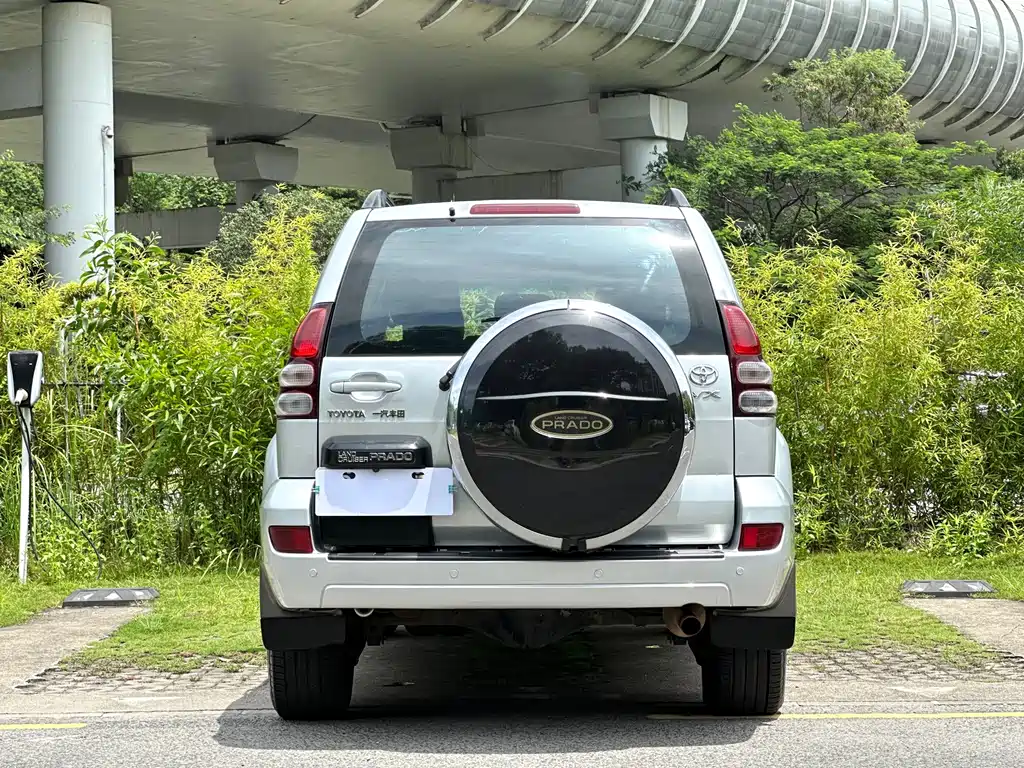 Toyota Prado — миниатюра 5