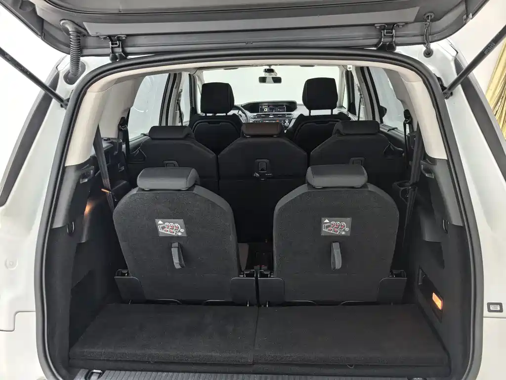 Citroen C4 Picasso — миниатюра 15