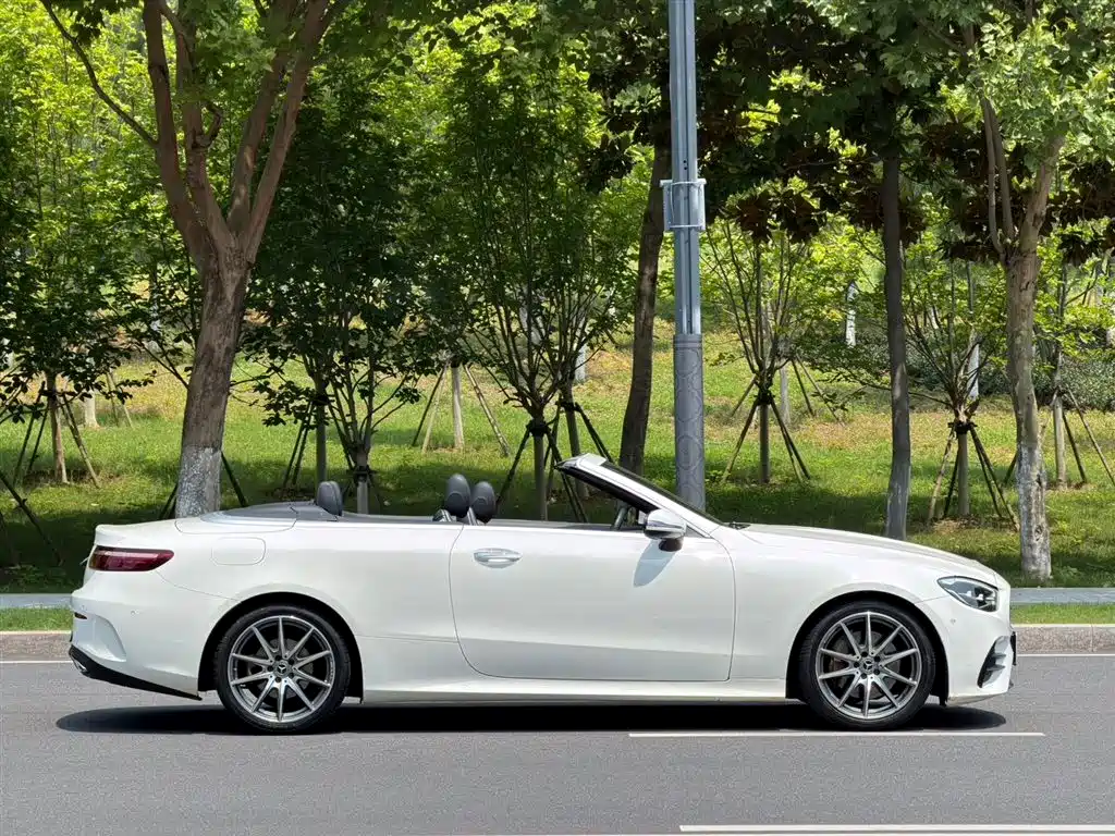 Mercedes-Benz E-Class id 4622654 из Китая 12