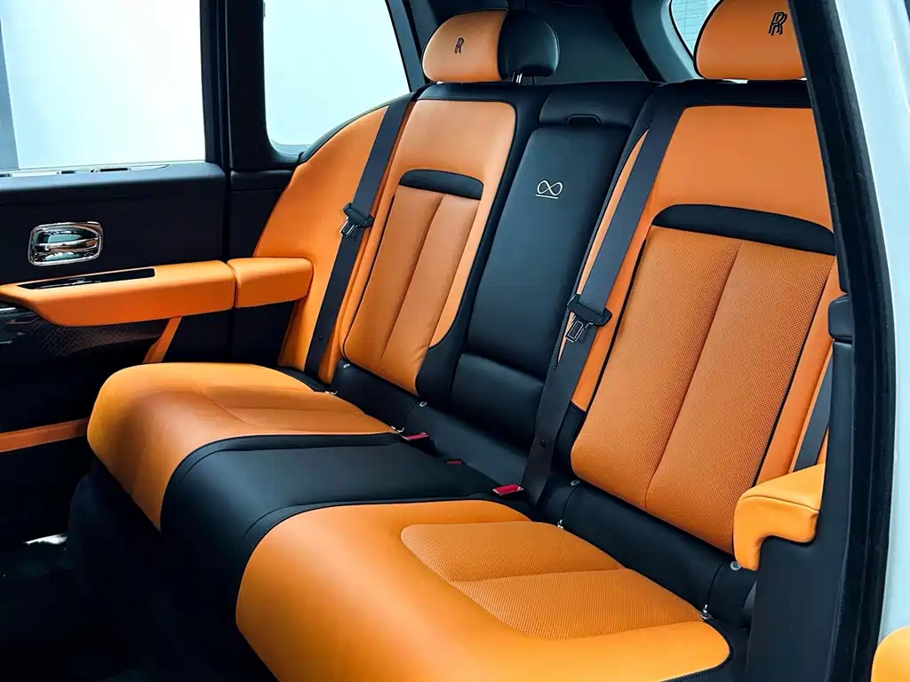 Rolls-Royce Cullinan — миниатюра 7