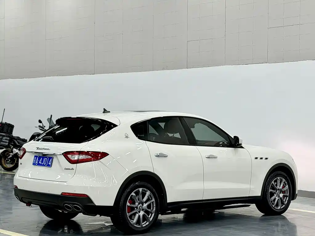 Maserati Levante — миниатюра 11