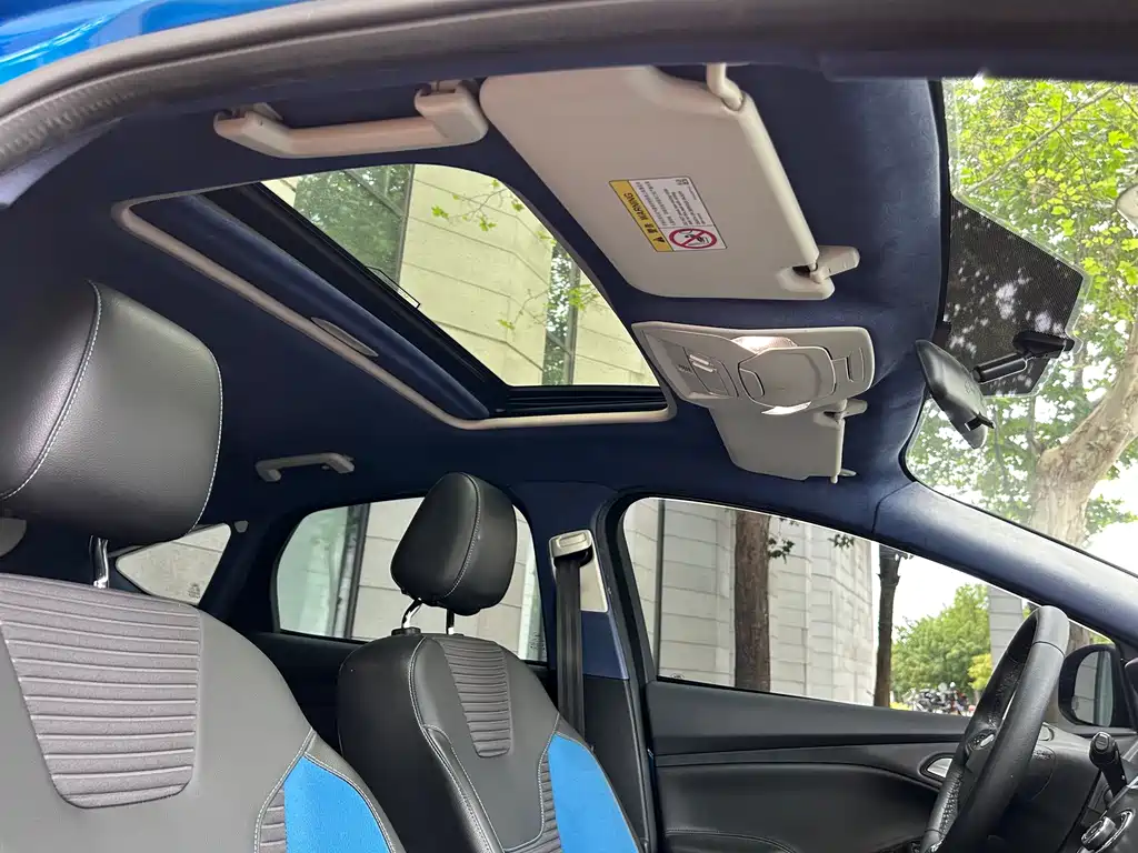 Ford Focus — миниатюра 17