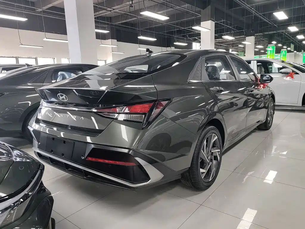 Hyundai Elantra 2023 1.5L CVT GLX Elite