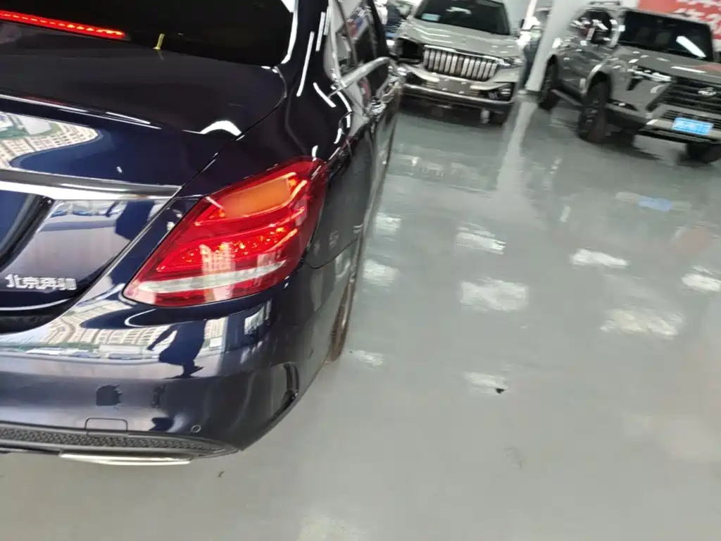 Mercedes-Benz C-Class — миниатюра 8