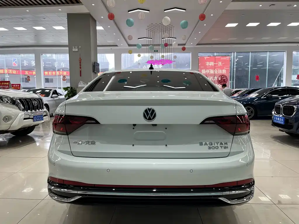 Volkswagen Sagitar — миниатюра 14