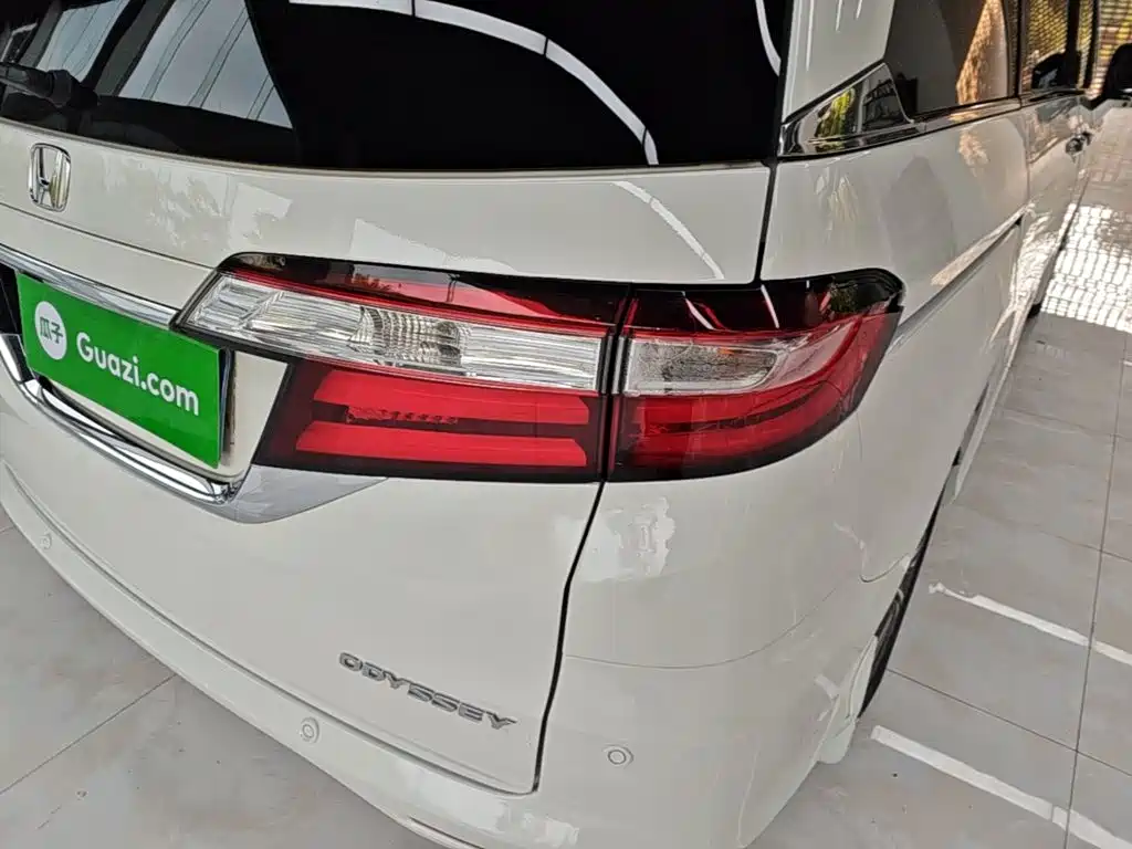 Honda Odyssey — миниатюра 8