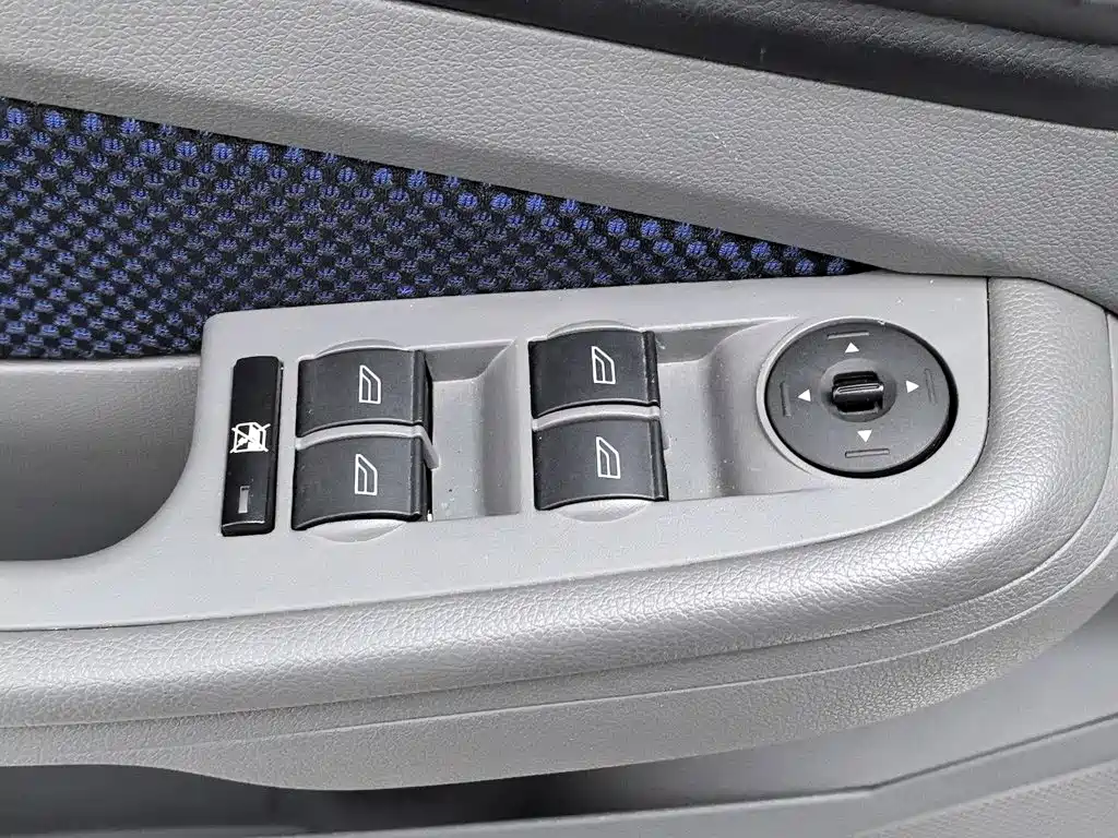 Ford Focus 2014 1.8L AT