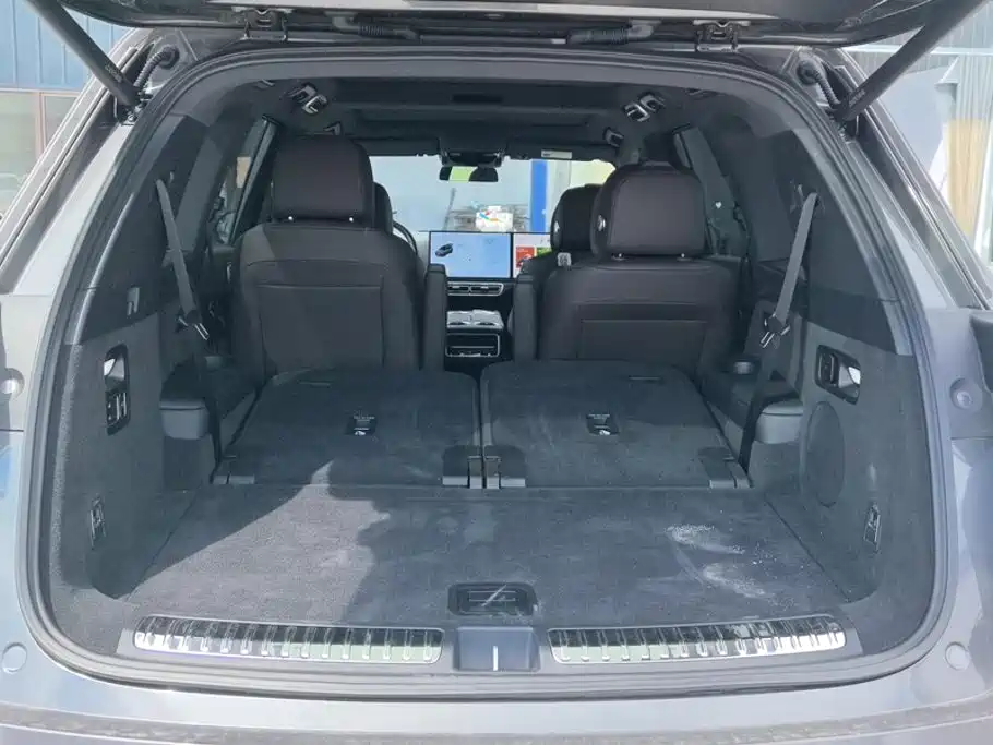 Li Auto Li L8 — миниатюра 4