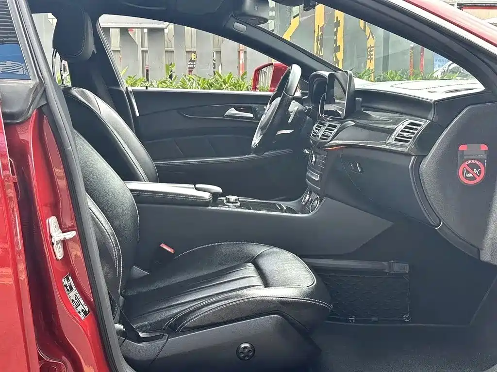 Mercedes-Benz CLS — миниатюра 7