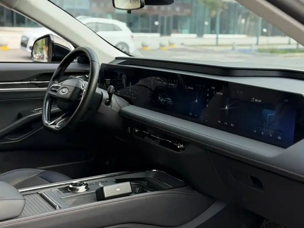 Ford Mondeo — миниатюра 14