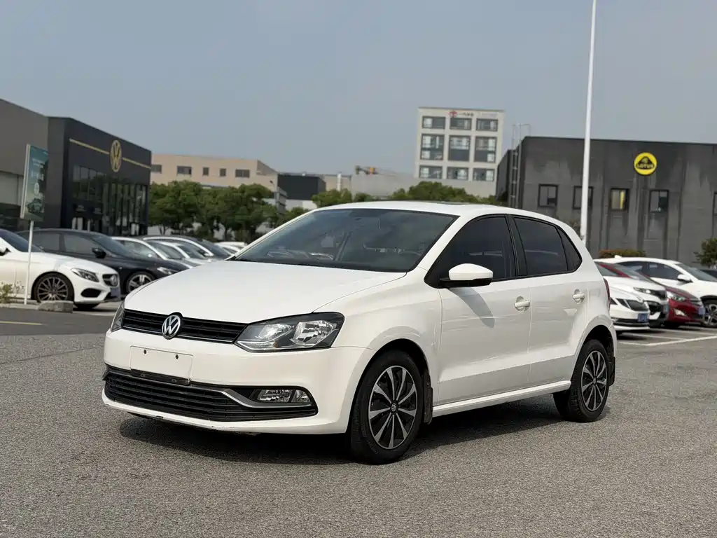 Купить Volkswagen Polo