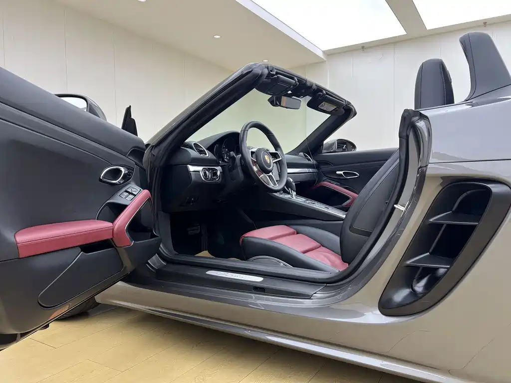 Porsche 718 — миниатюра 9
