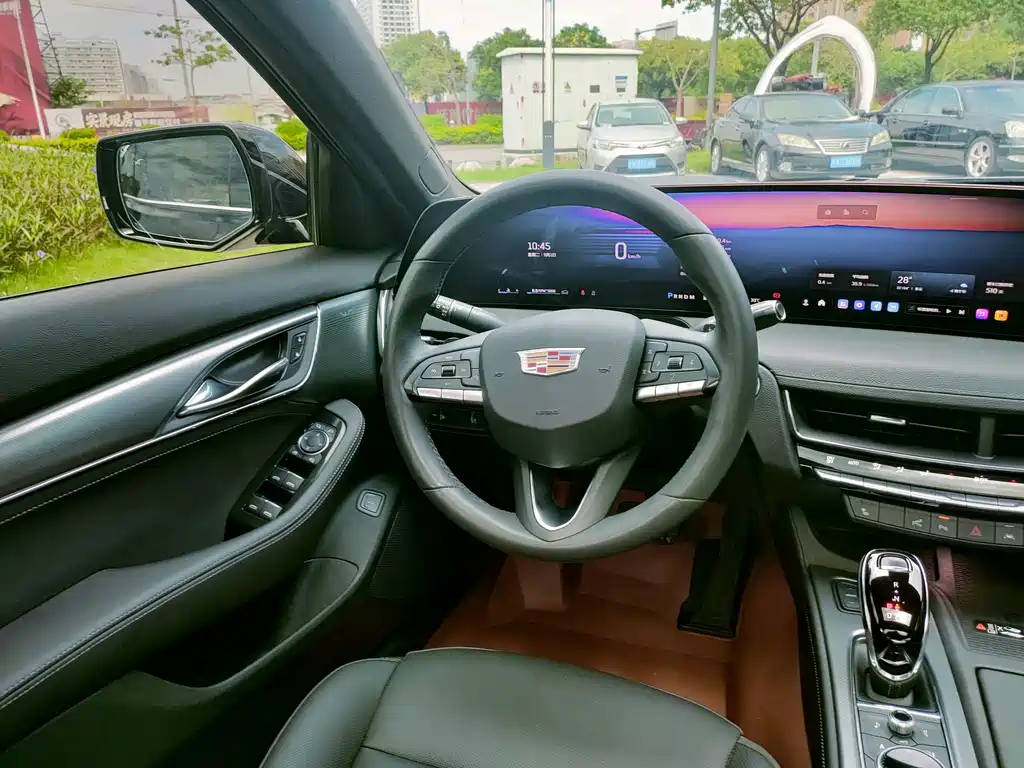 Cadillac CT5 — миниатюра 23