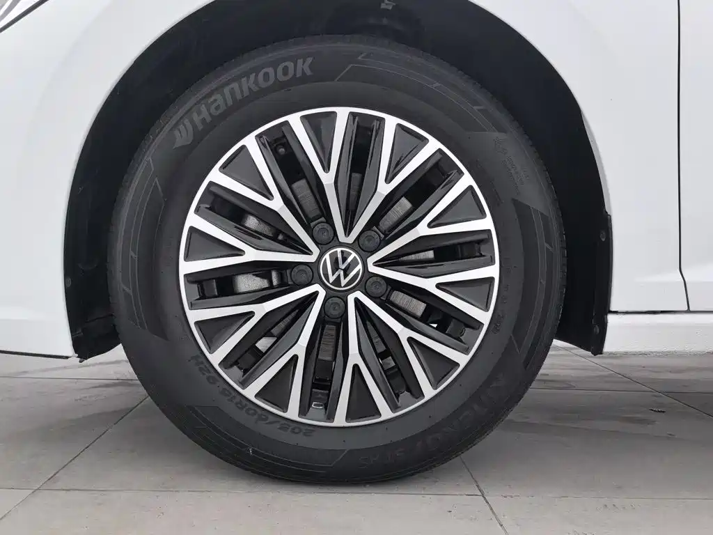 Volkswagen Sagitar — миниатюра 17