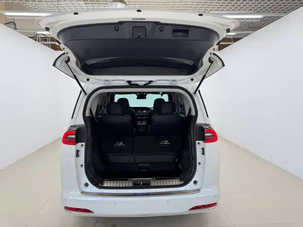 GAC Motor Trumpchi M6 — миниатюра 8