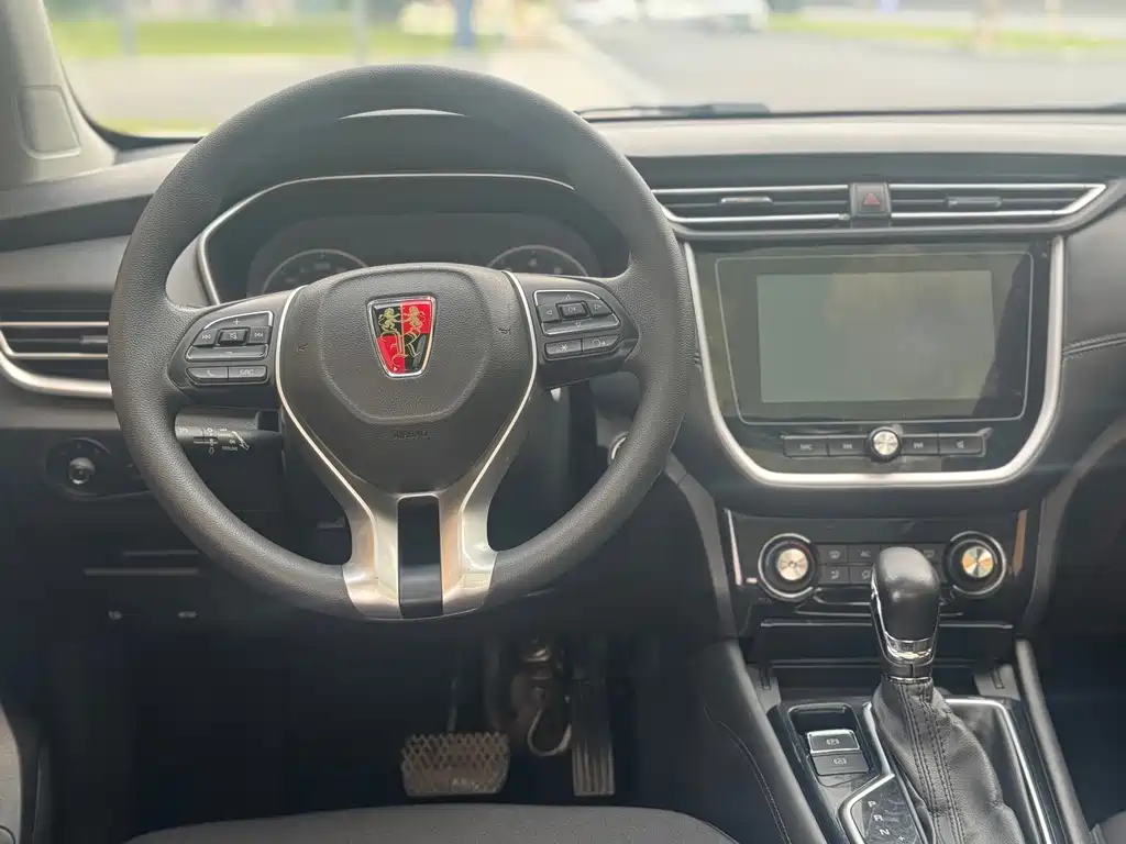 Roewe RX3 — миниатюра 8