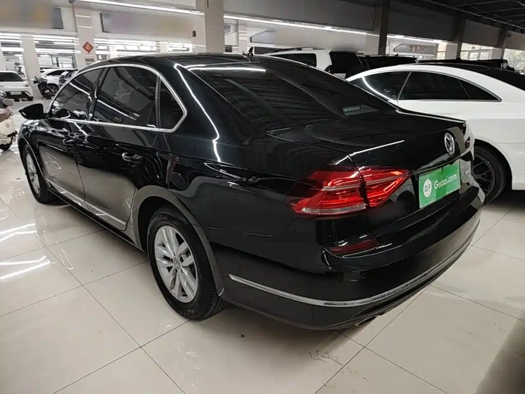 Volkswagen Passat — миниатюра 5