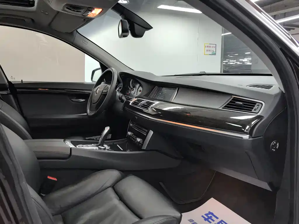 BMW 5 Series GT 5 GT 2010 535i Lead