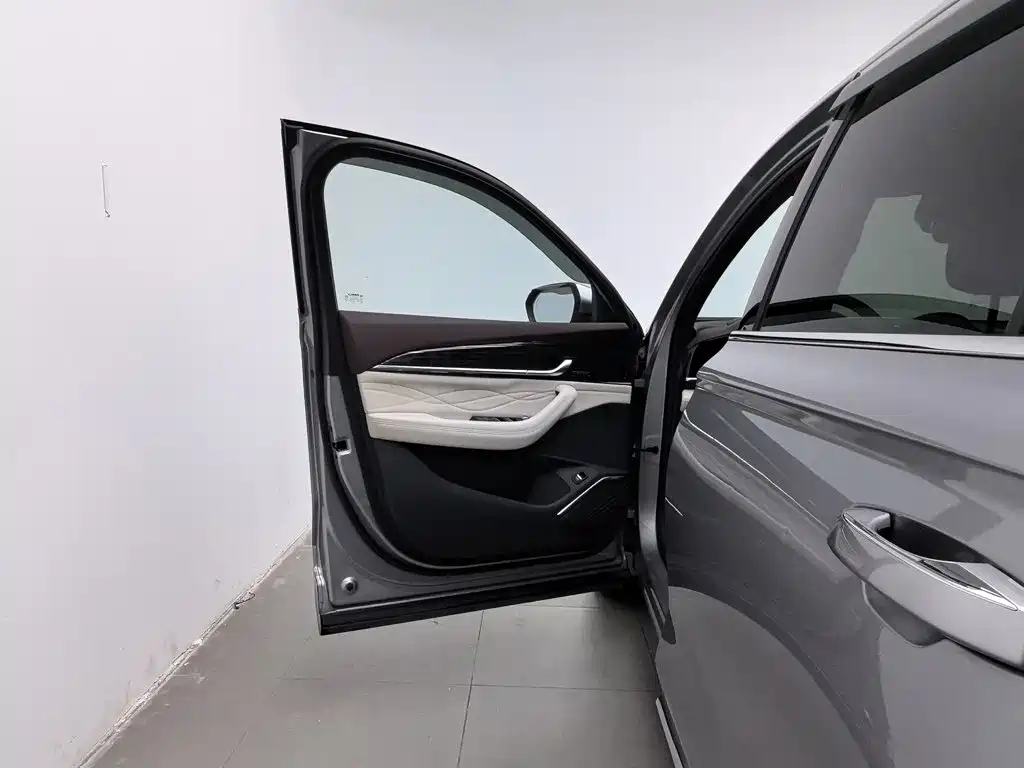 Geely Xingyue L — миниатюра 8