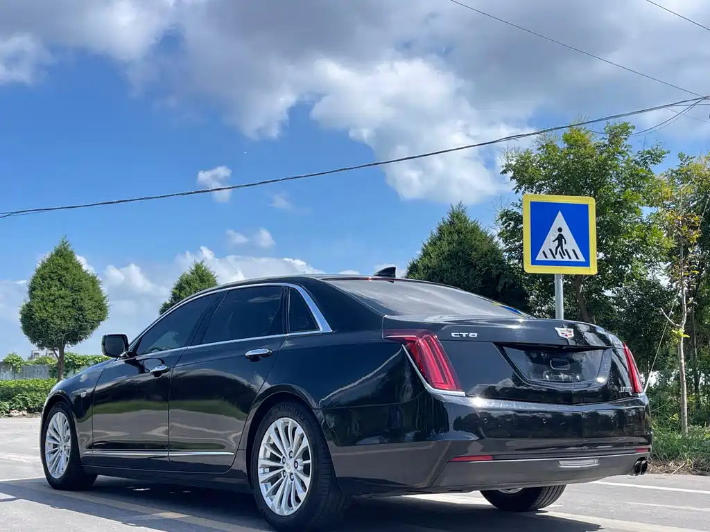Cadillac CT6 — миниатюра 5