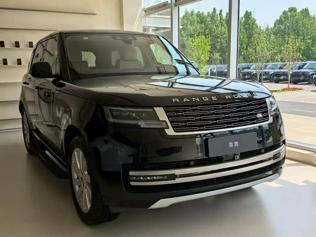 Land Rover Range Rover 2025 3.0 L6 360PS