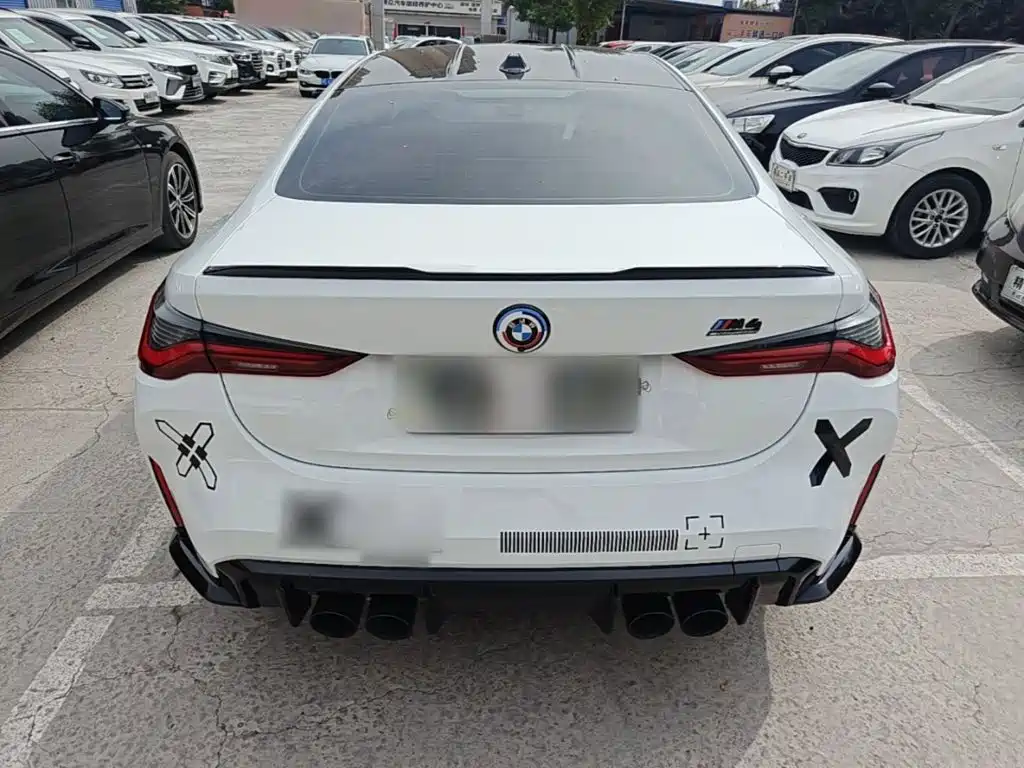 BMW M4 — миниатюра 6