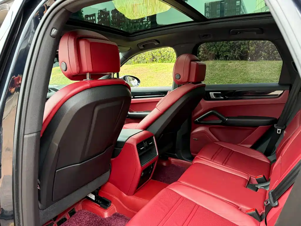 Porsche Cayenne Hybrid — миниатюра 11