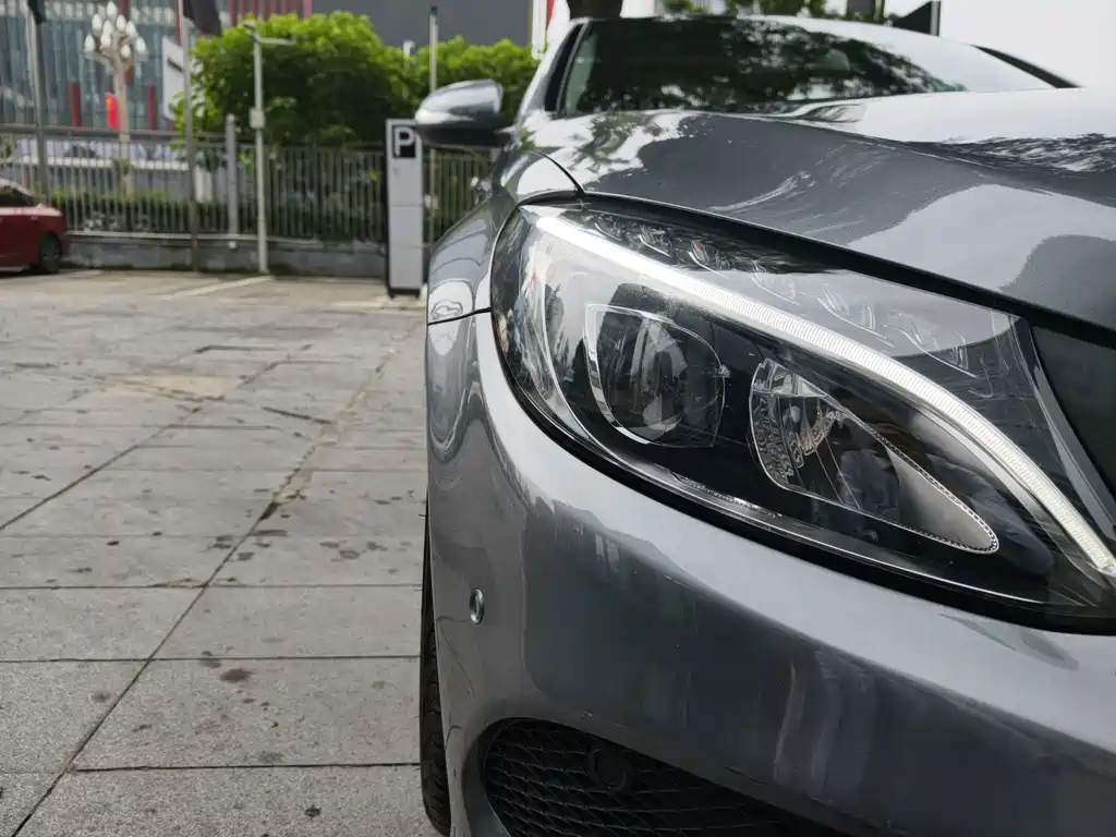 Mercedes-Benz C-Class — миниатюра 4